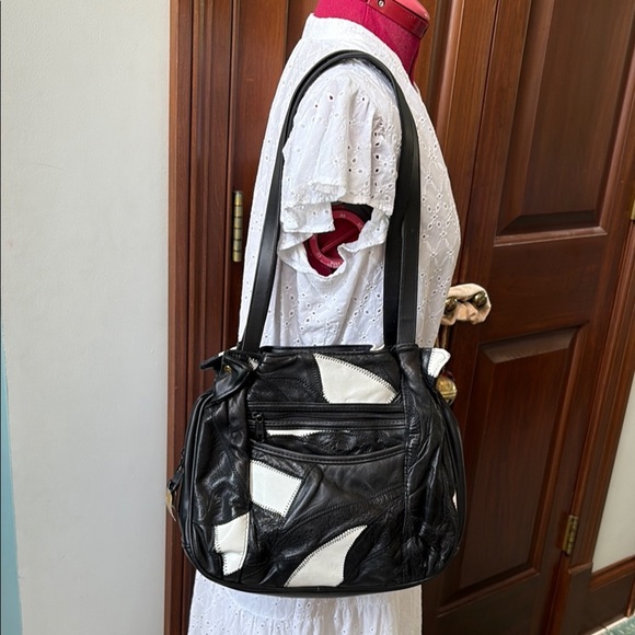 Vintage 1980s patchwork leather bag shoulder bag  3 compartment  black/white EVC - Picture 3 of 16